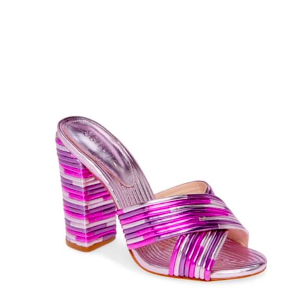Schutz pink metallic open toed shoe